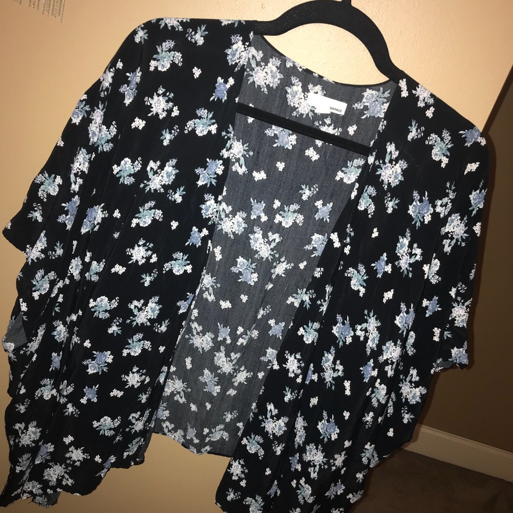 Garage kimono. One size.